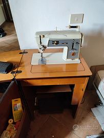 Macchina da cucire Singer 