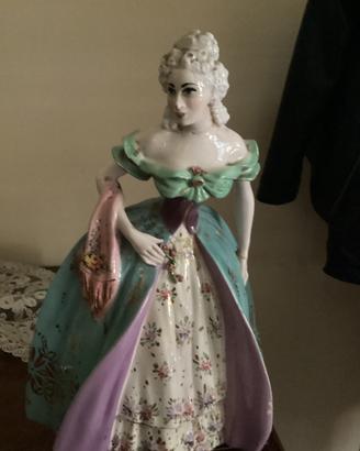 Statuetta vintage PORCELLANA