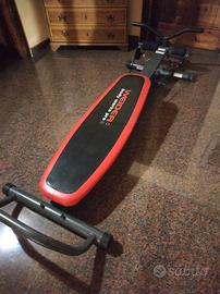 Panca per addominali ed esercizi braccia