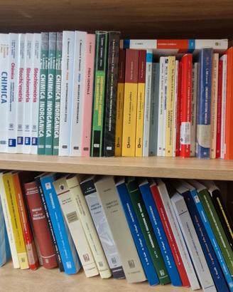 Libri completamente nuovi (roma)