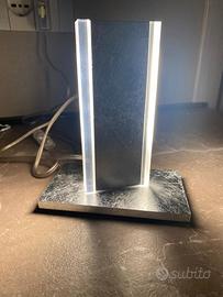 Coppia di lumetti moderni in foglia d'argento