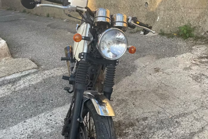 Mash Black Seven 125 - 2018