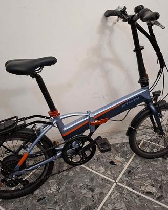 bicicletta elettrica b-twin  e-tilt 500