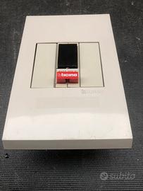 Magnetotermico Bticino 8102