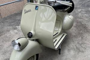 Piaggio Vespa 125 (VN) - 1963