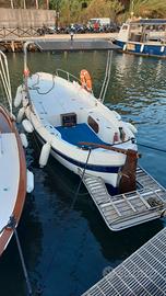 Gozzo in vtr motore entrobordo