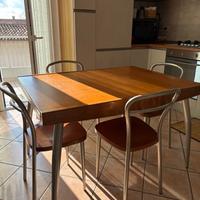 tavolo da cucina + 6 sedie