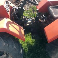 Trattore agricolo Carraro