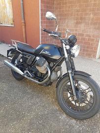 MOTO GUZZI V7 CLASSIC