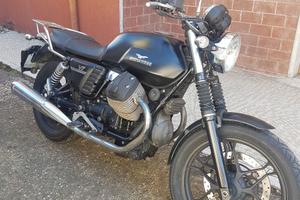 MOTO GUZZI V7 CLASSIC