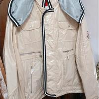 Moncler originale taglia 2 corrisponde ad una M