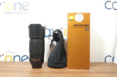 NIKON AF 70 300mm F4-5.6 G ED VR (pari al nuovo)