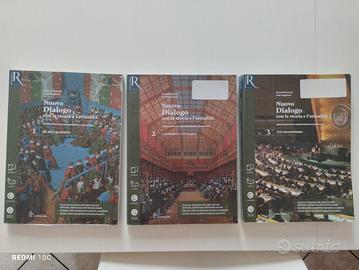 Libri scolastici delle superiori 