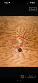 Collana/bracciale in corda con ciondolo fragola