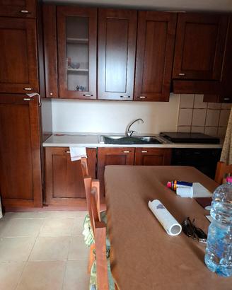 cucina  pari al nuovo