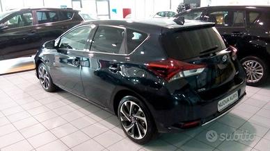 TOYOTA Auris - 2016