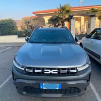 Dacia Duster Jouerney hybrid 140