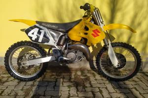 Suzuki rm 125 2000
