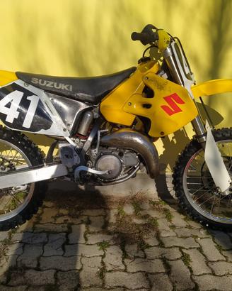 Suzuki rm 125 2000