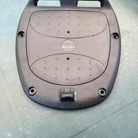 Piastra supporto per bauletto Givi