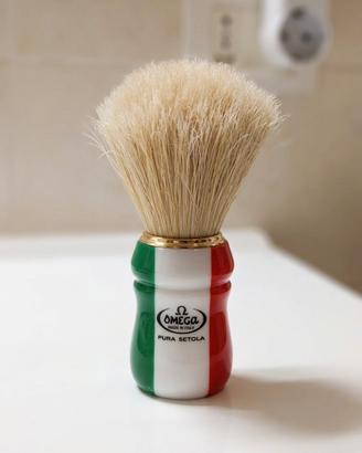 Pennello da barba Omega tricolore 