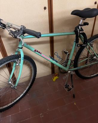 Bici bianchi telaio acciaio/celeste