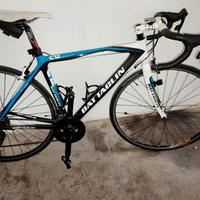 bici da corsa  in carbonio 