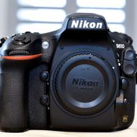 NIKON D810