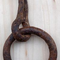 Anello antico in ferro battuto