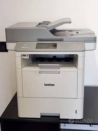 Stampante laser  multifunzione Brother