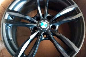 Cerchi in lega 18 pollici BMW
