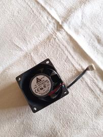 Ventola  Delta PFC0612DE – 12V 4.80A PW