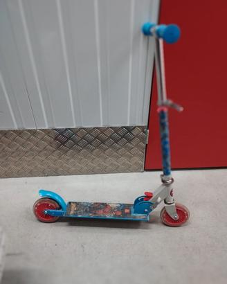 monopattino Spiderman 