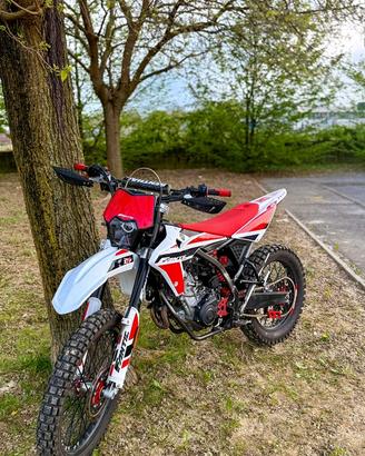 Fantic XEF 125