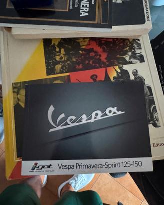 Libretto uso e manutenzione Vespa