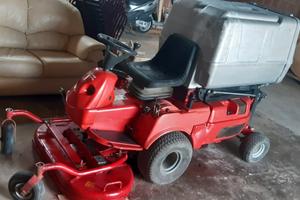 Trattore tagliaerba  Gianni Ferrari.