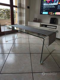 TAVOLINO CRISTALLO COME NUOVO