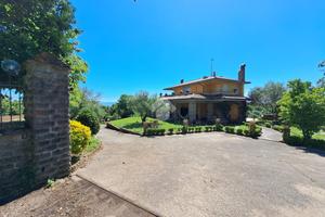 VILLA SINGOLA A VALLERANO