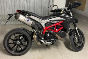 Ducati hypermotard 821