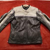 Giubbotto donna da moto in pelle marca Triumph 