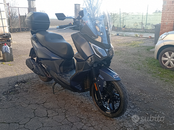 Scooter sym joyride 300