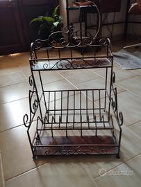 porta piatti e portatazze in metallo