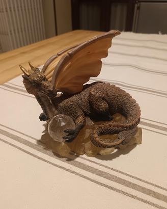 Statuina drago in resina stile Windstone