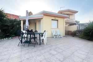 Frutti d'Oro- indipendente con terrazza sul mare