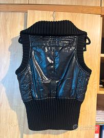 Gilet smanicato nero lucido