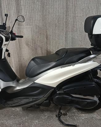 Beverly 350 come nuovo