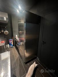 frigorifero professionale 700 litri