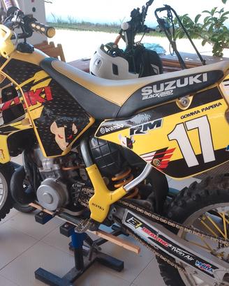 Suzuki RM 250 2 tempi TARGATO 1991