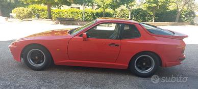 Porsche  944