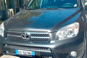 Toyota - Rav 4 